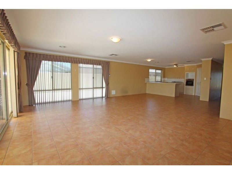 85 Country Road, Pinjarra WA 6208