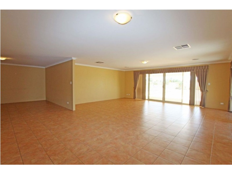 85 Country Road, Pinjarra WA 6208