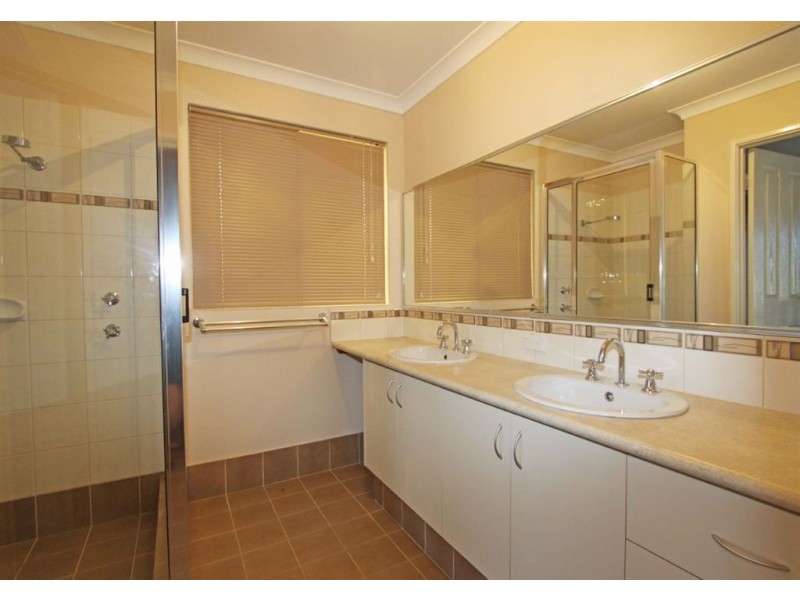 85 Country Road, Pinjarra WA 6208