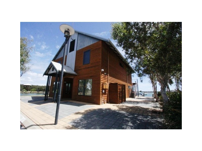 40 Darwin Terrace, Dudley Park WA 6210