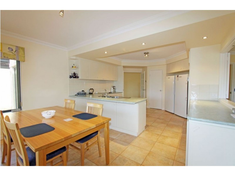 20 Santavea Mews, Halls Head WA 6210