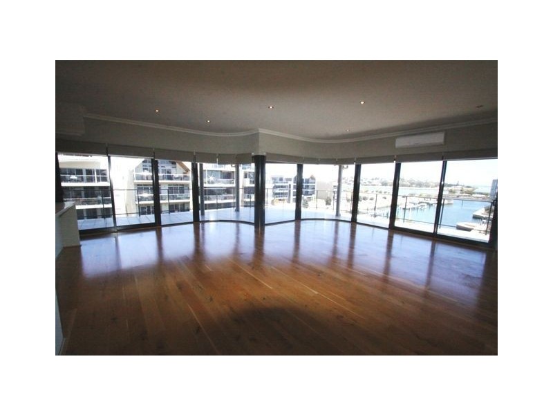 3/23 Florian Mews, Mandurah WA 6210