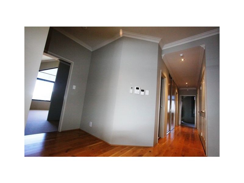 2/23 Florian mews, Mandurah WA 6210