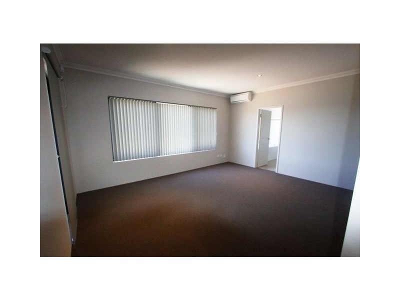 2/23 Florian mews, Mandurah WA 6210