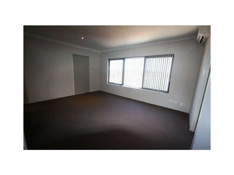 2/23 Florian mews, Mandurah WA 6210