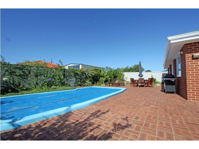 19 Dunsborough Court, Dawesville WA 6211