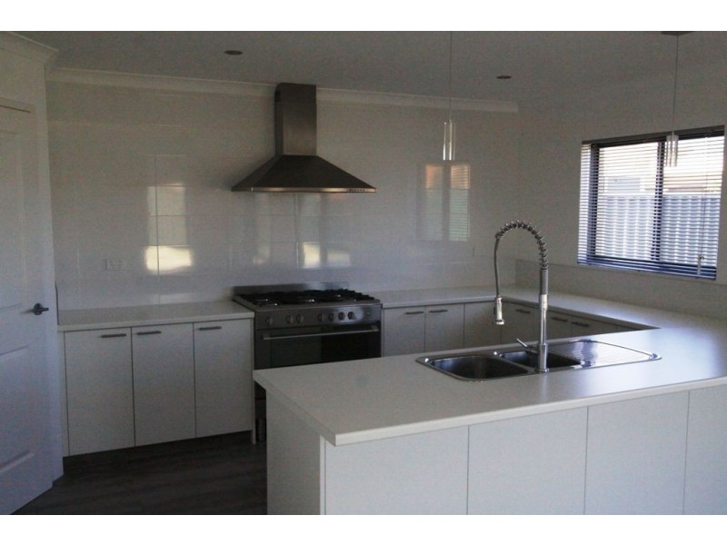 41 Marlin Way, Singleton WA 6175