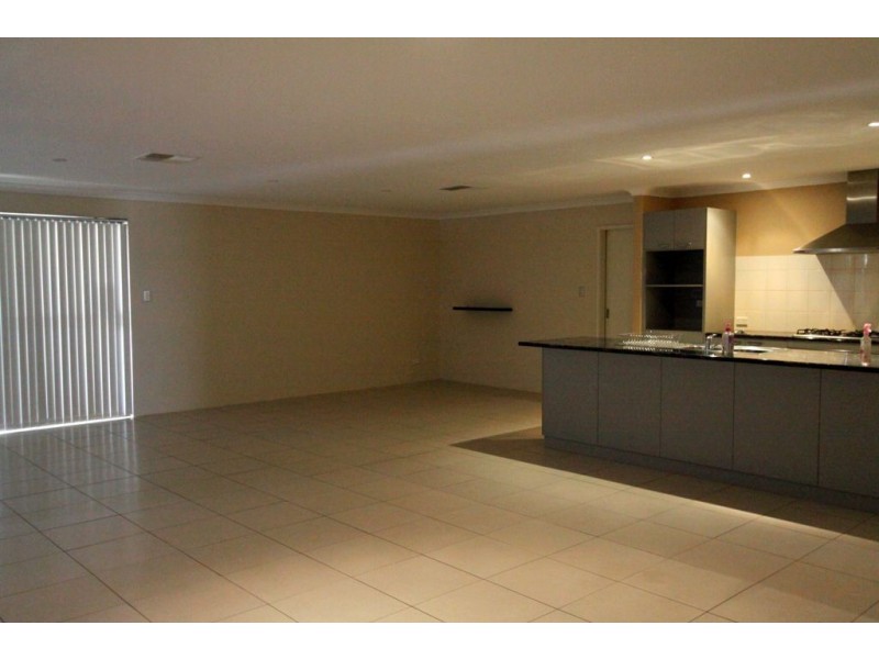 4 Tenterden Way, Baldivis WA 6171