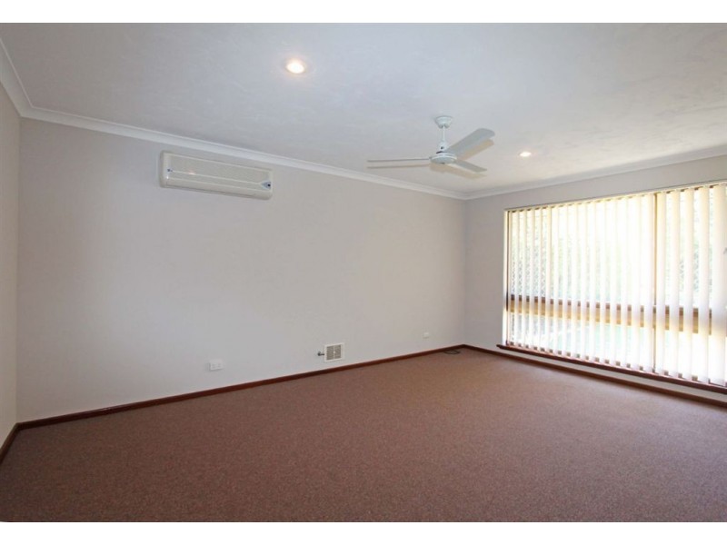 25 Hennessy Place, Mandurah WA 6210