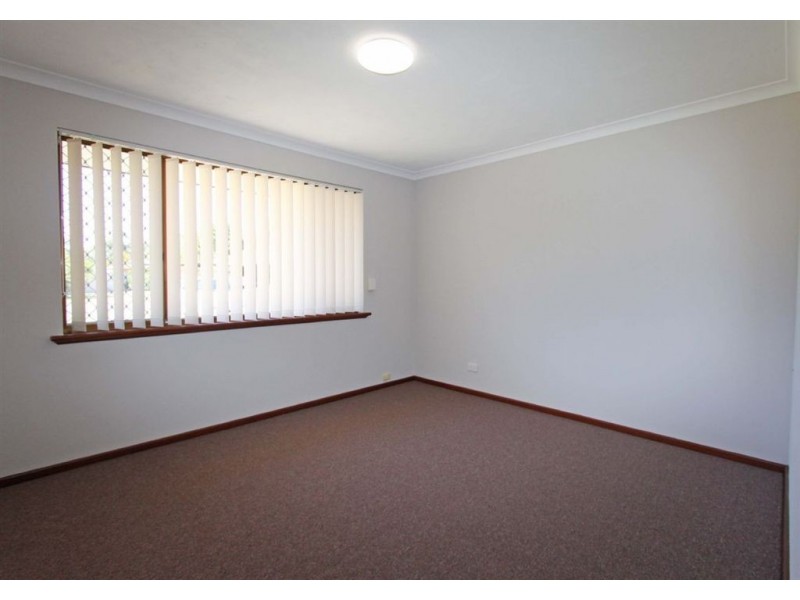 25 Hennessy Place, Mandurah WA 6210