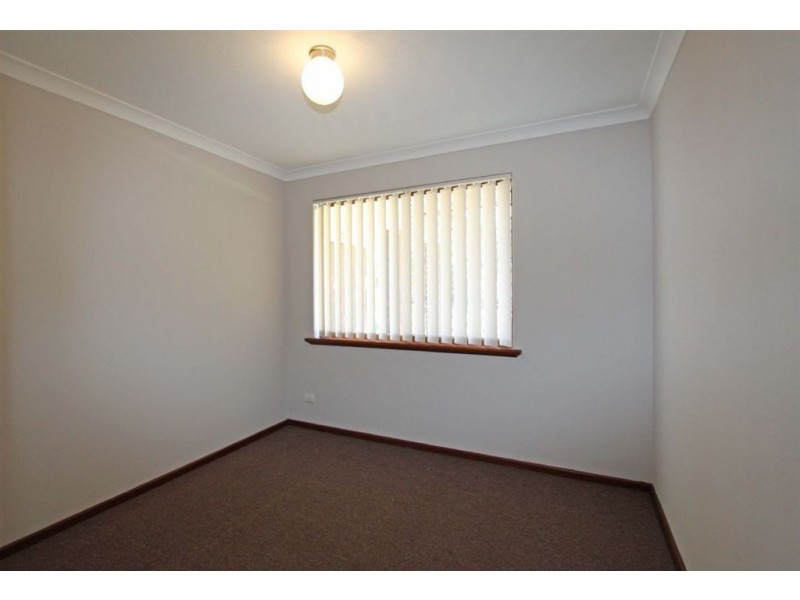 25 Hennessy Place, Mandurah WA 6210