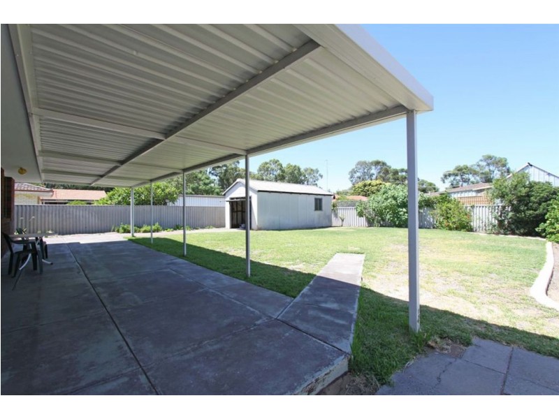 25 Hennessy Place, Mandurah WA 6210