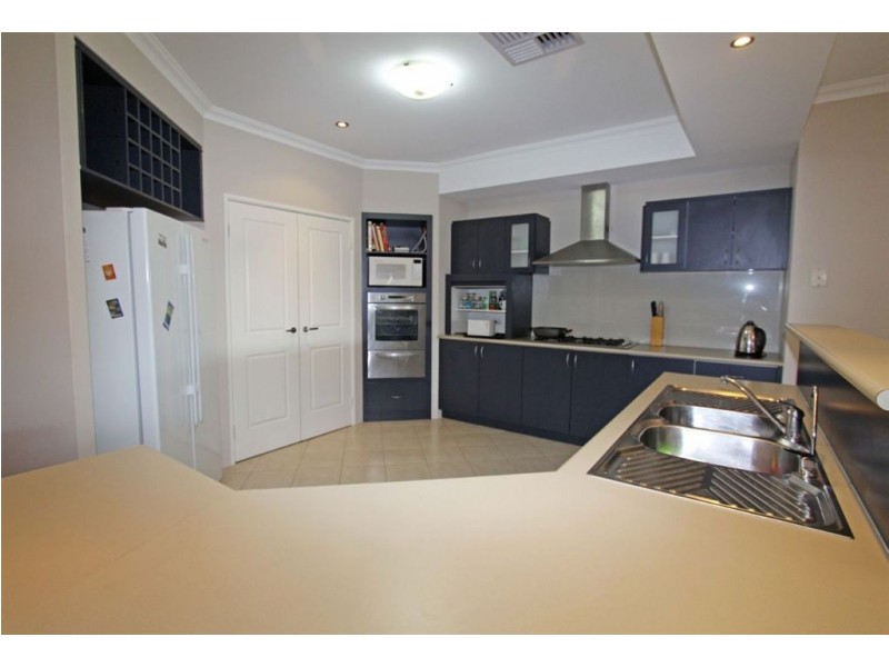 49 Quandong Parkway, Halls Head WA 6210