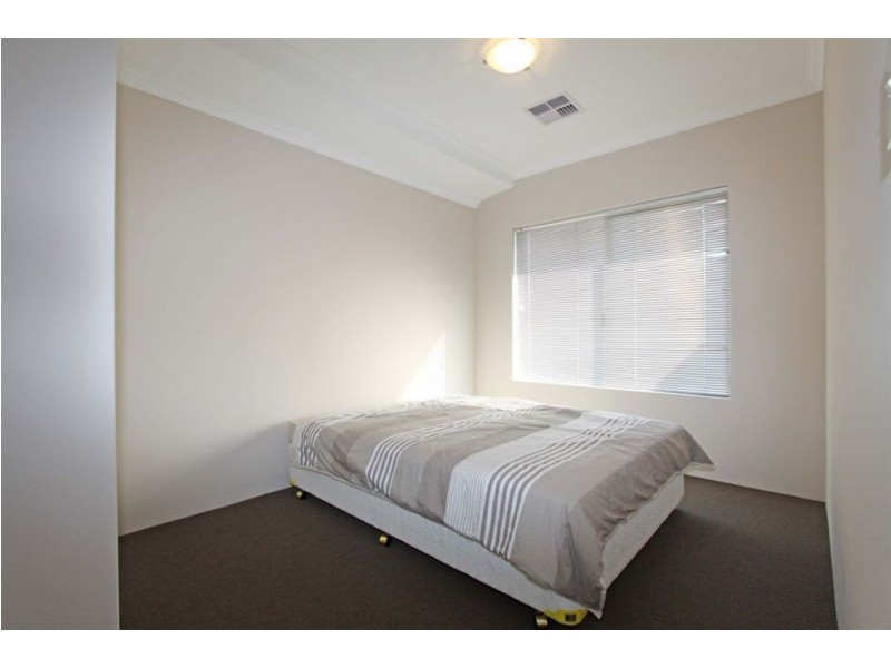 49 Quandong Parkway, Halls Head WA 6210