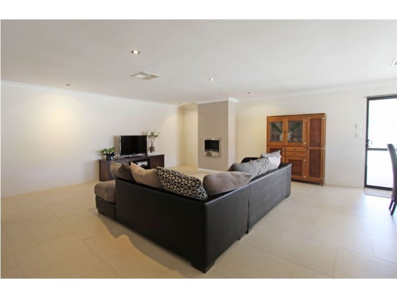 39 Catalpa Place, Falcon WA 6210