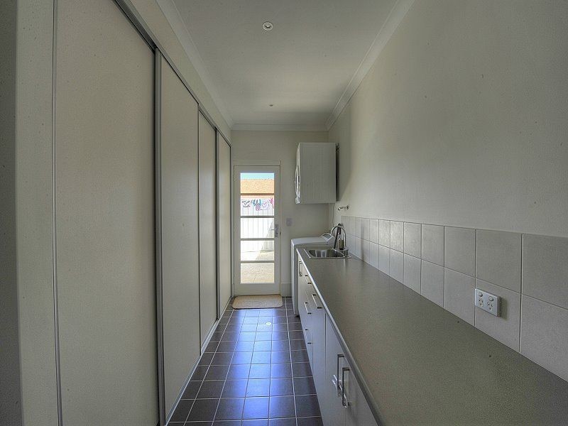 1 Priam Road, Silver Sands WA 6210