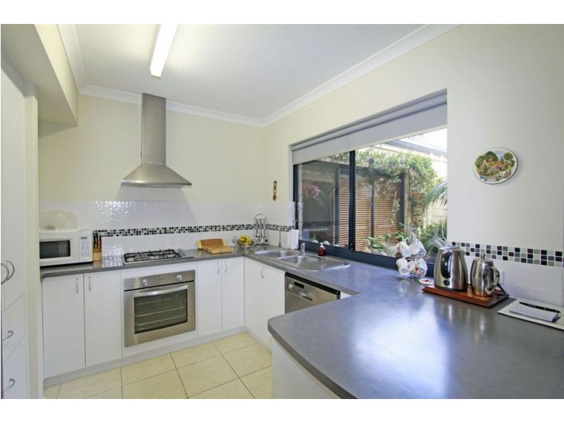 2/51 Sutton Street, Mandurah WA 6210
