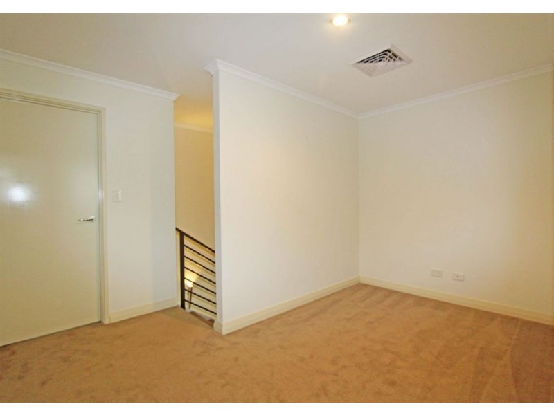 25/5 Bower Drive, Erskine WA 6210