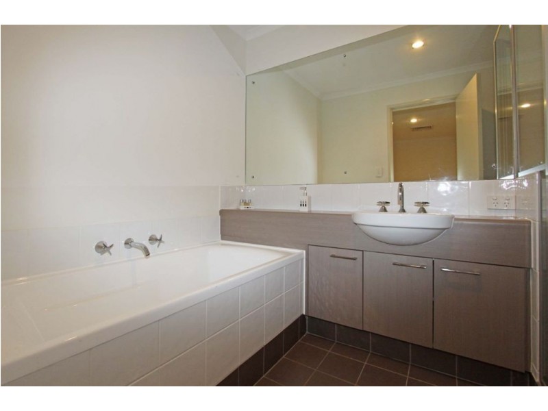 25/5 Bower Drive, Erskine WA 6210