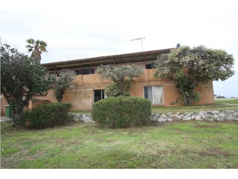 6 Minos Place, San Remo WA 6210