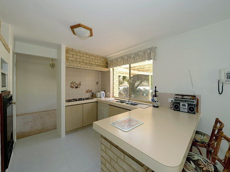 4 Foreshore Drive, Singleton WA 6175