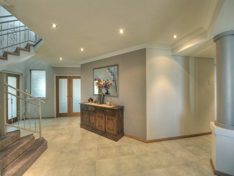 6 Guillardon Terrace, Madora Bay WA 6210