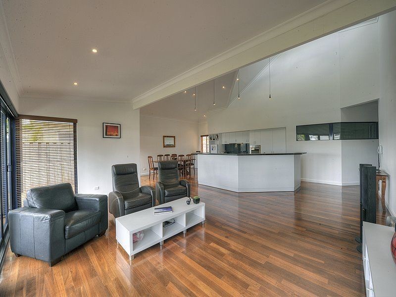 8 Cervantes Drive, Erskine WA 6210