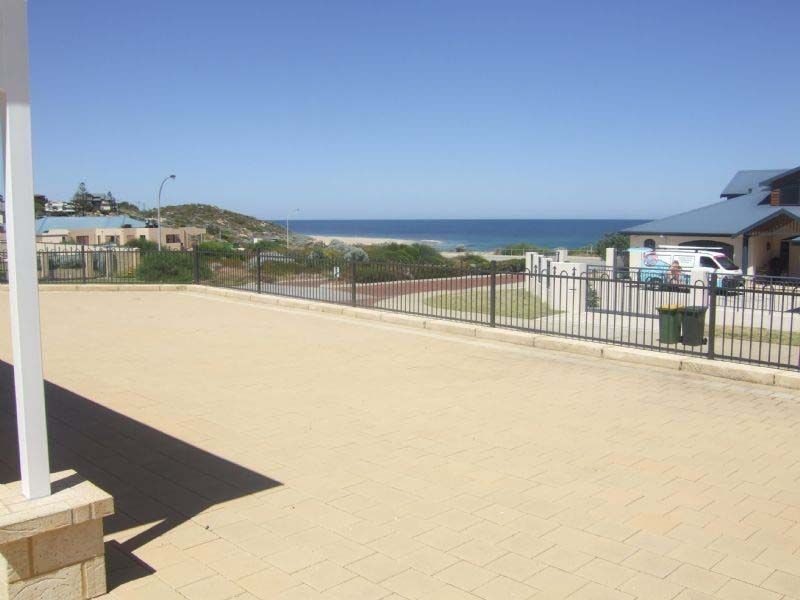 2 Dongara Vista, Dawesville WA 6211