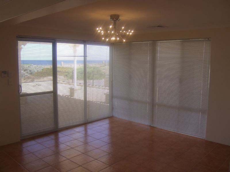 2 Dongara Vista, Dawesville WA 6211