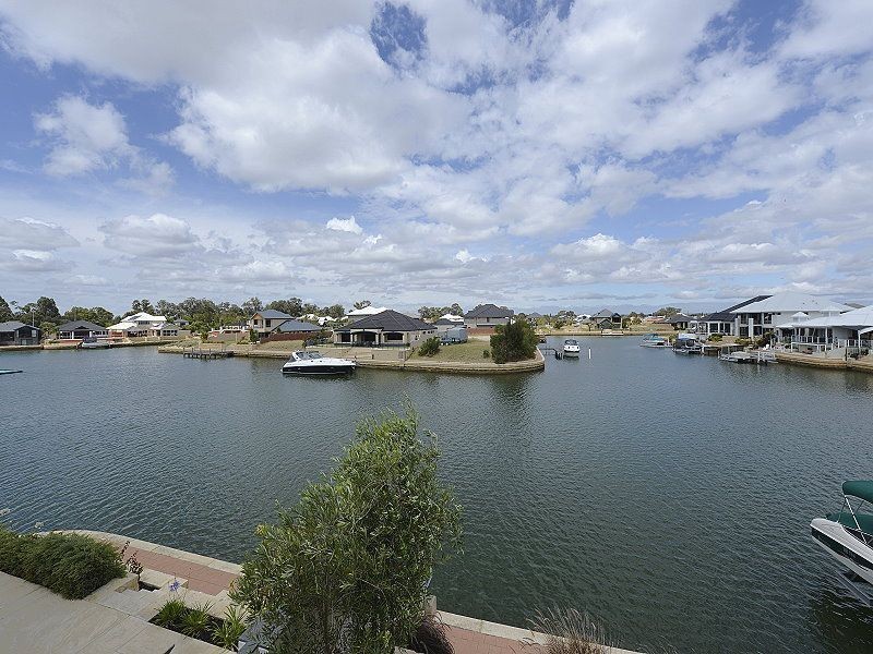 29 Tradewinds Retreat, Dudley Park WA 6210