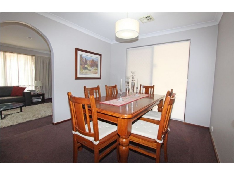 3 Columbia Close, Halls Head WA 6210