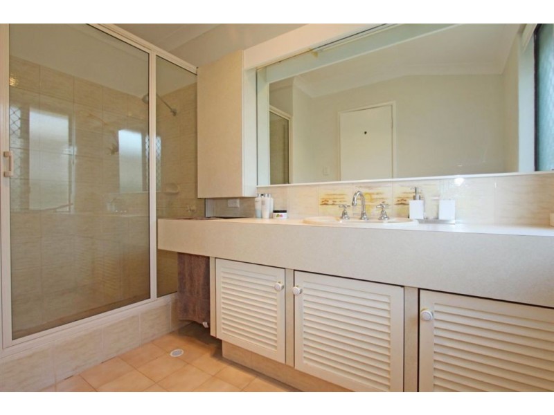 3 Columbia Close, Halls Head WA 6210