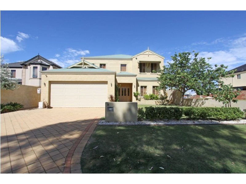 8 Leeuwin Place, Halls Head WA 6210