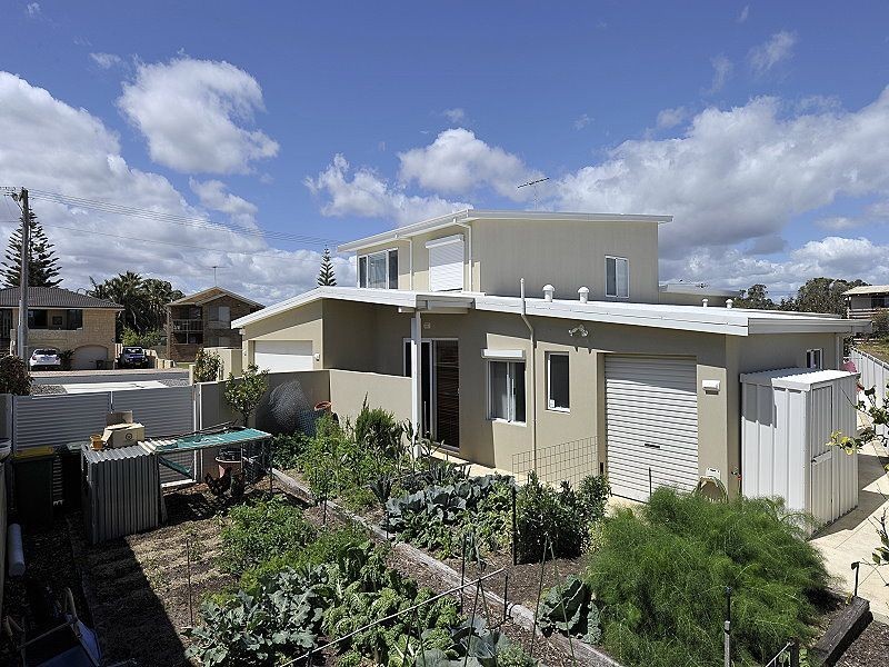 1 Priam Road, Silver Sands WA 6210