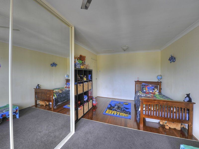 22 Redcliffe Road, Greenfields WA 6210