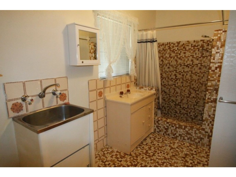 9 Dorothy Avenue, Falcon WA 6210