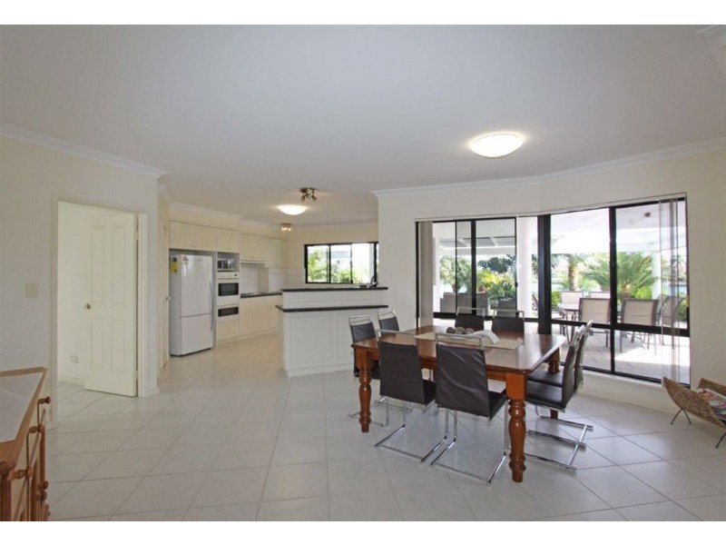 15 Fortescue Court, Dudley Park WA 6210