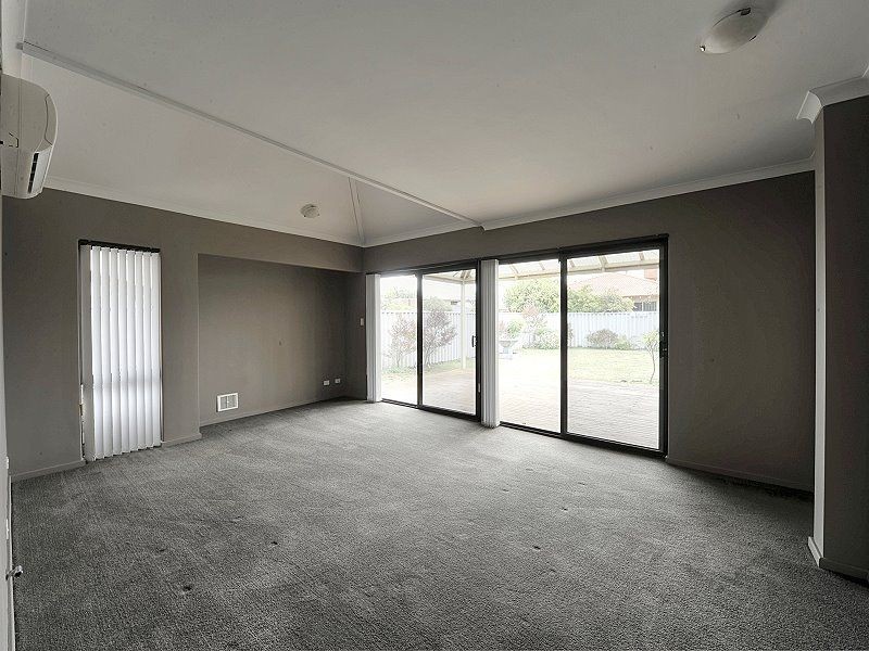 15 Watersun Drive, San Remo WA 6210