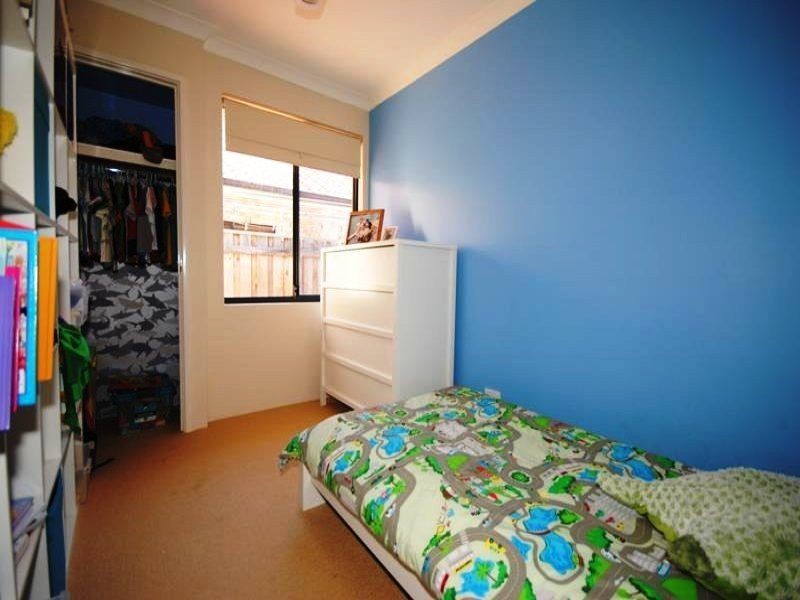 5 Kuta Lane, Halls Head WA 6210