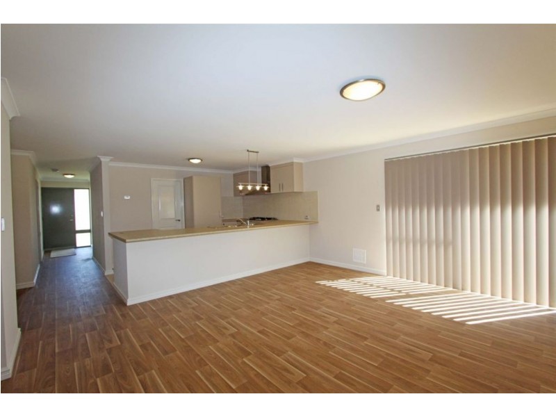 70 Bennett Brook Circle, Greenfields WA 6210