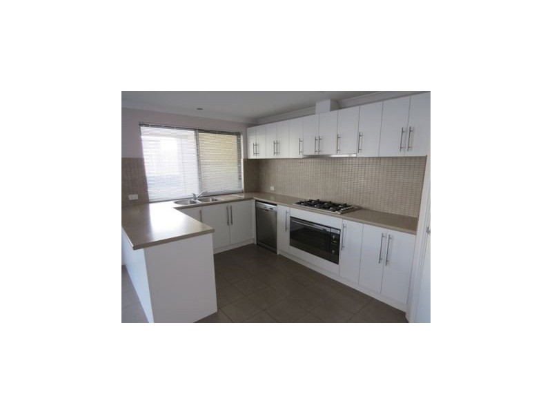 111 Hudson Drive, Dudley Park WA 6210