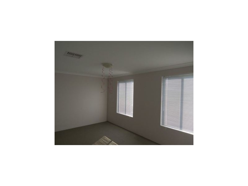 111 Hudson Drive, Dudley Park WA 6210