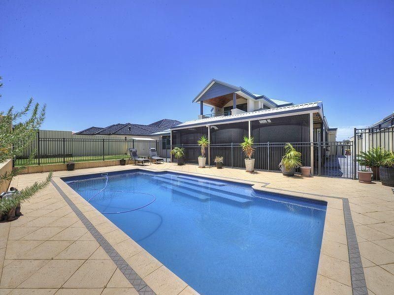 6 Guillardon Terrace, Madora Bay WA 6210