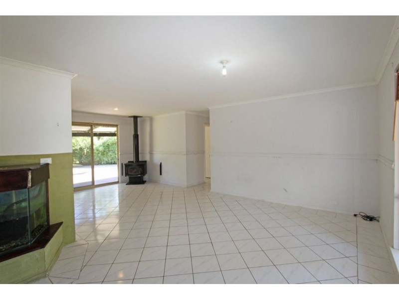 102 Bortolo Drive, Greenfields WA 6210