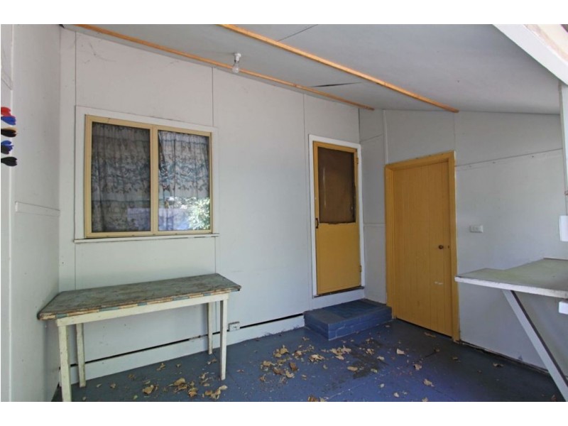 1 Zavia Street, Falcon WA 6210