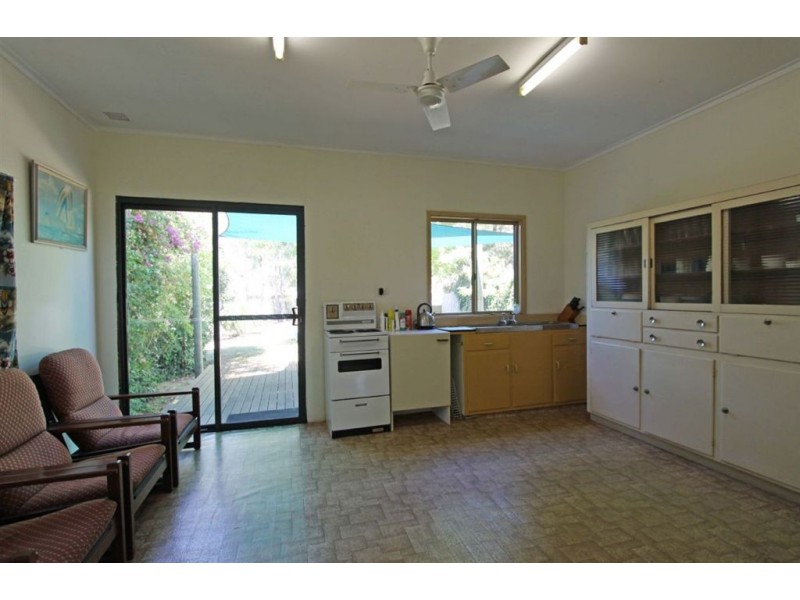 1 Zavia Street, Falcon WA 6210