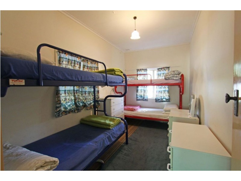 1 Zavia Street, Falcon WA 6210