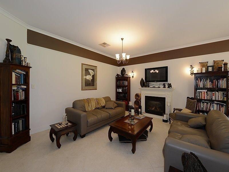 15 Green Grove Circle, Pinjarra WA 6208