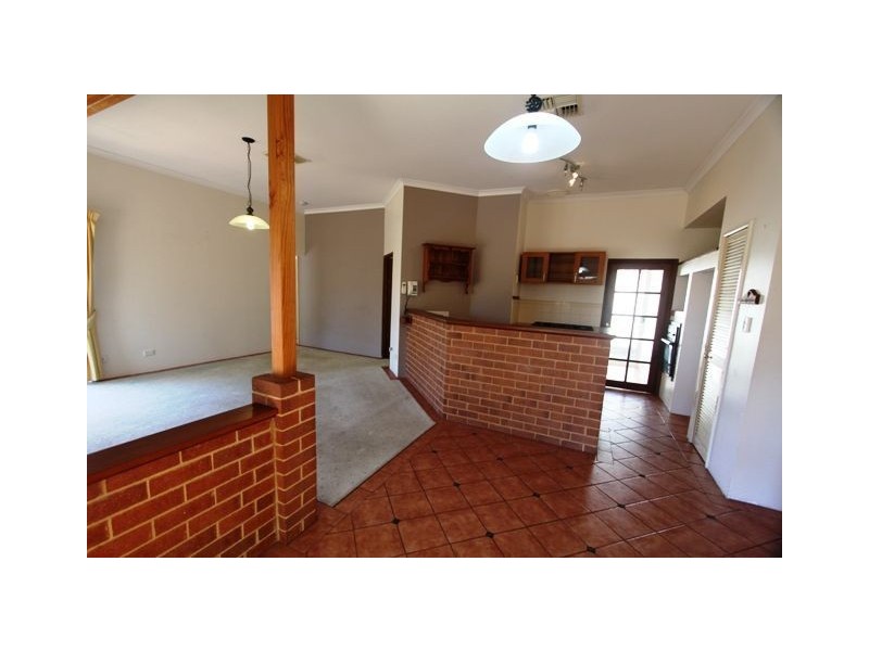 13 Cuvier Place, San Remo WA 6210