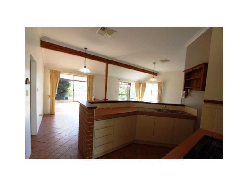 13 Cuvier Place, San Remo WA 6210